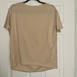 SOLD Lululemon Athletica Back In Action T-shirt Medium White peach off